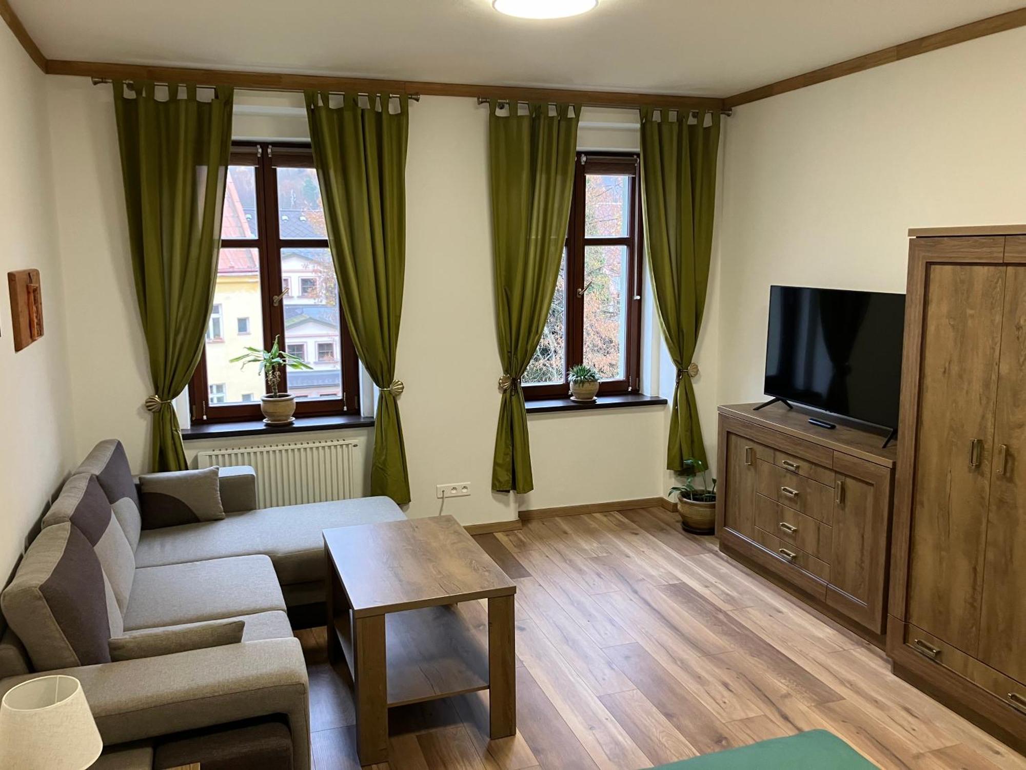 Egrensis Apartments Loket Kültér fotó