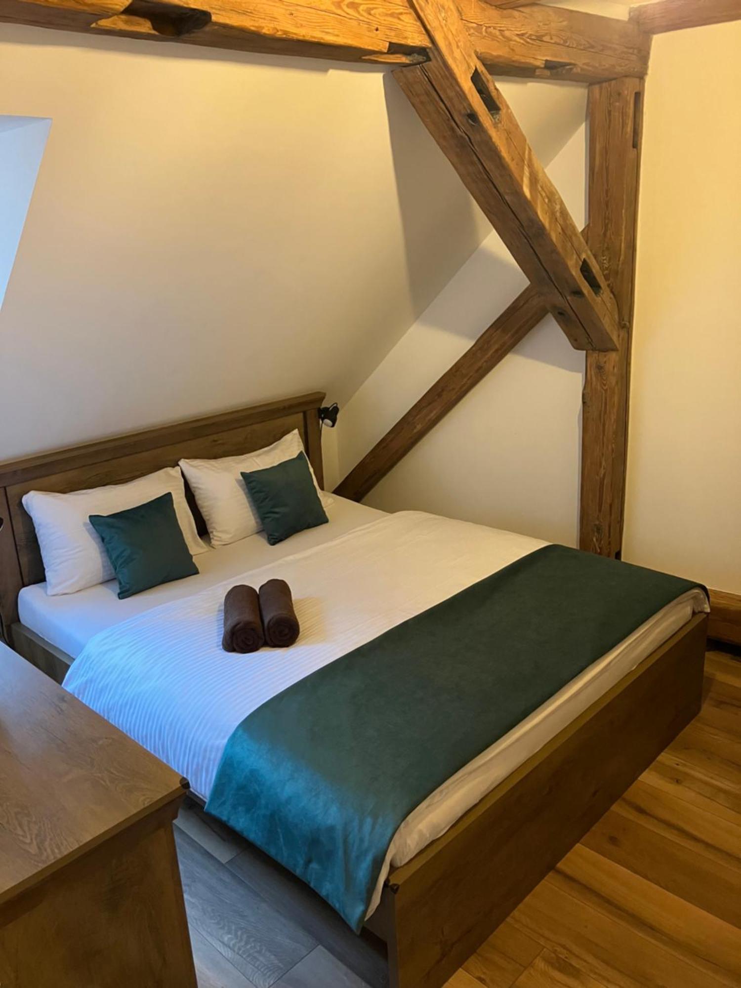 Egrensis Apartments Loket Kültér fotó